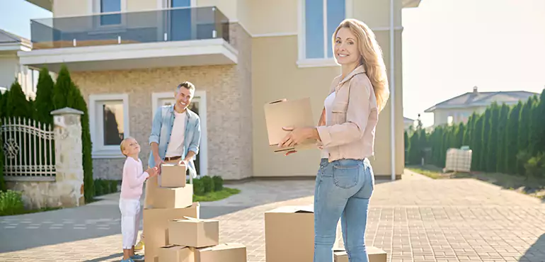 Why Bronx Homeowners Prefer Working with Us Instead of a Realtor